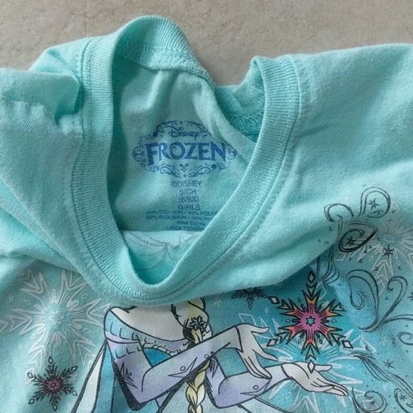 Girls Gap size 6 aqua teal shirts with Elsa top - Picture 3 of 7